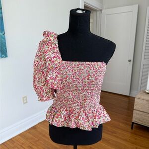 Vestique One Shoulder Floral Top